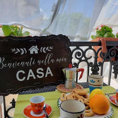 Casa Santa Chiara - Affitti Brevi Italia Lägenhet Monte SantʼAngelo Exteriör bild