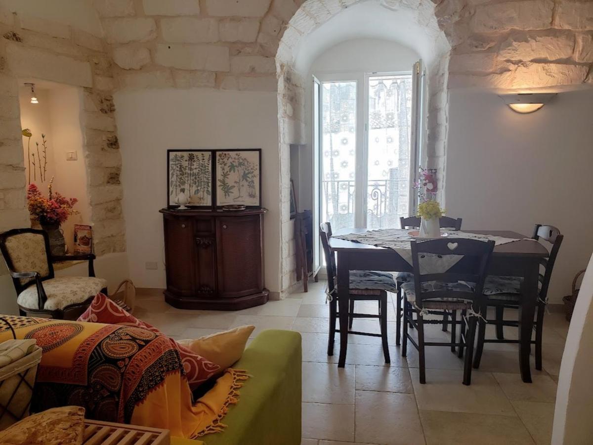 Casa Santa Chiara - Affitti Brevi Italia Lägenhet Monte SantʼAngelo Exteriör bild